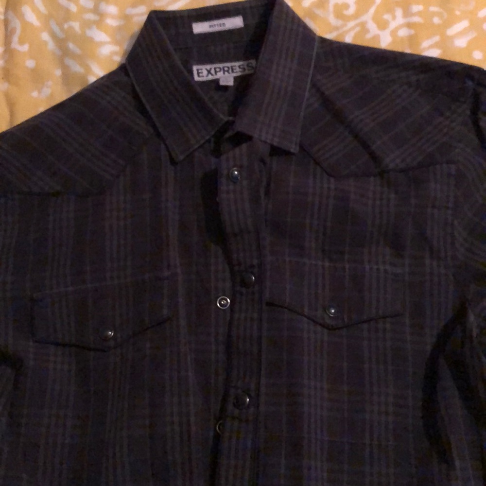 Express Dress Shirt; Size L; Color Black